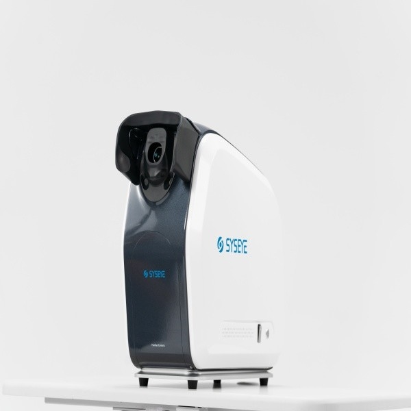 Caméra à fond de champ large de 176 degrés avec système intelligent d'intelligence artificielle et fonctionnement à clé unique pour l'imagerie en couleur unique non-mydriatique